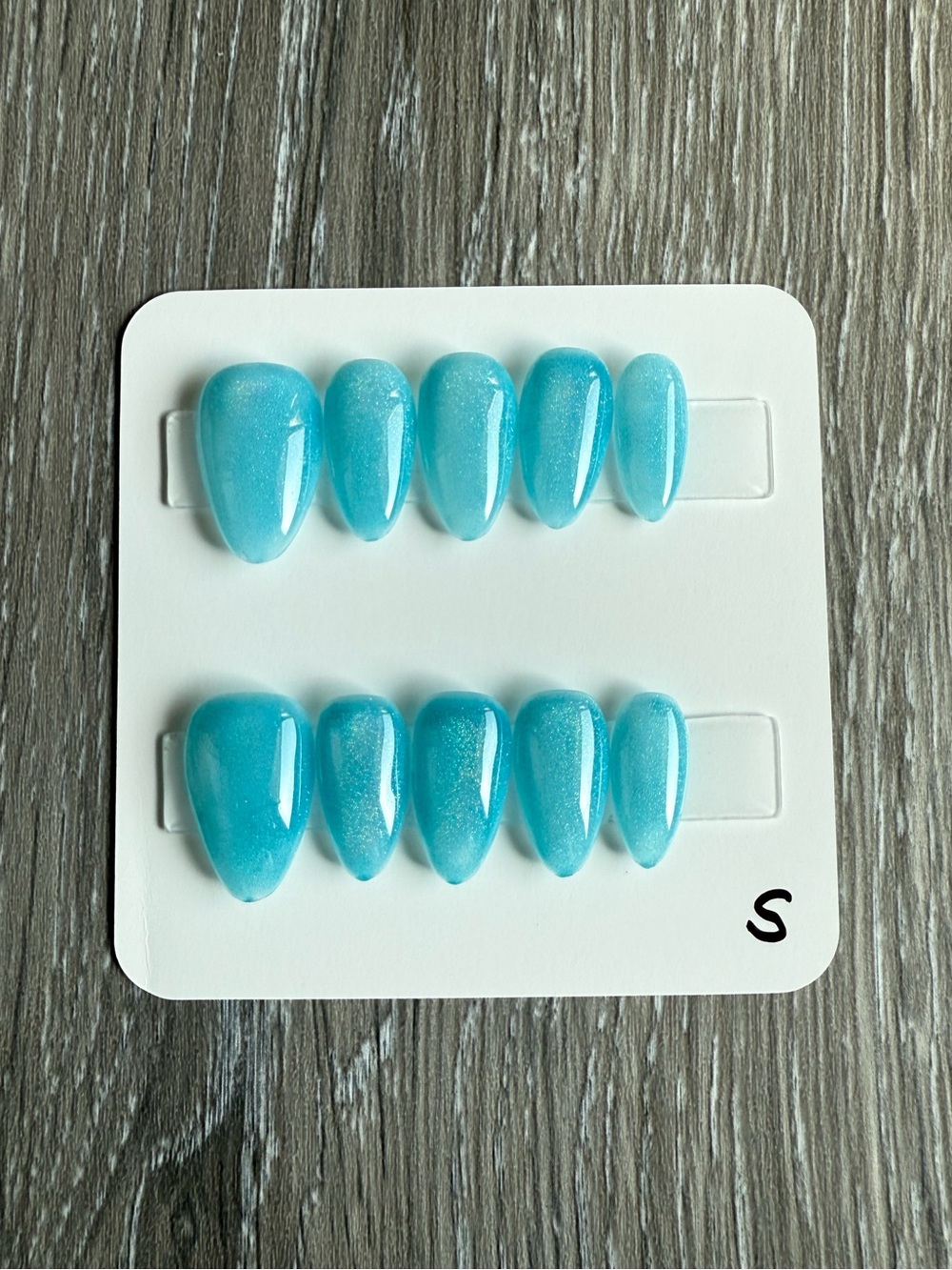 Unknown Brand Shimmer Aqua Press-On Nails - Light Blue Set